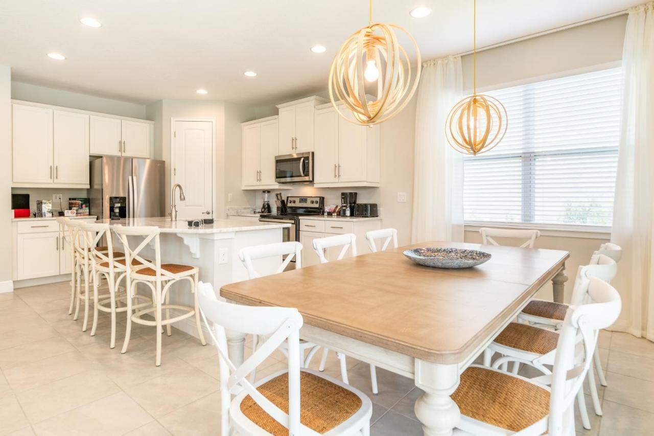 Charming Home By Rentyl Near Disney With Private Pool, Ping Pong Table & Resort Amenities - 7449M オーランド エクステリア 写真